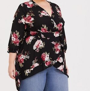 NWT! Torrid hi low tunic top